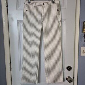 Ladies pants. size 6. nice